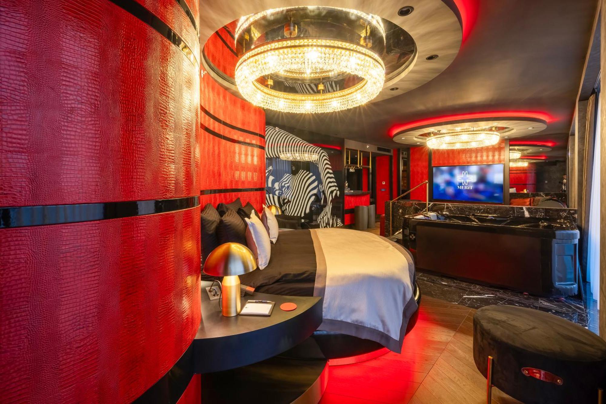 Merit Starlit Hotel & Residences Budva Ngoại thất bức ảnh