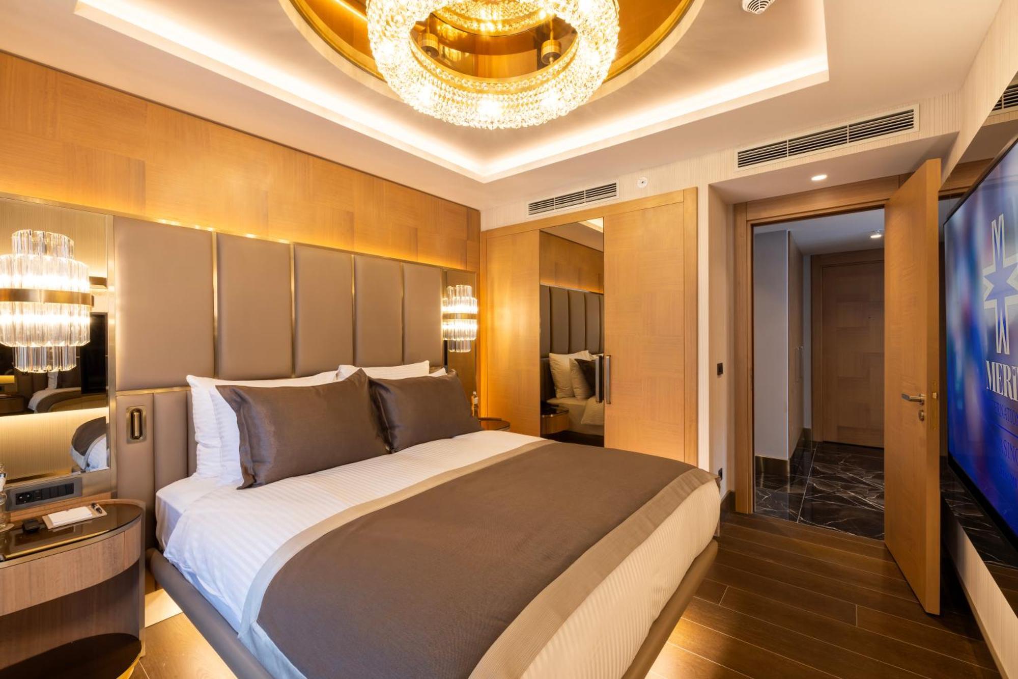 Merit Starlit Hotel & Residences Budva Ngoại thất bức ảnh