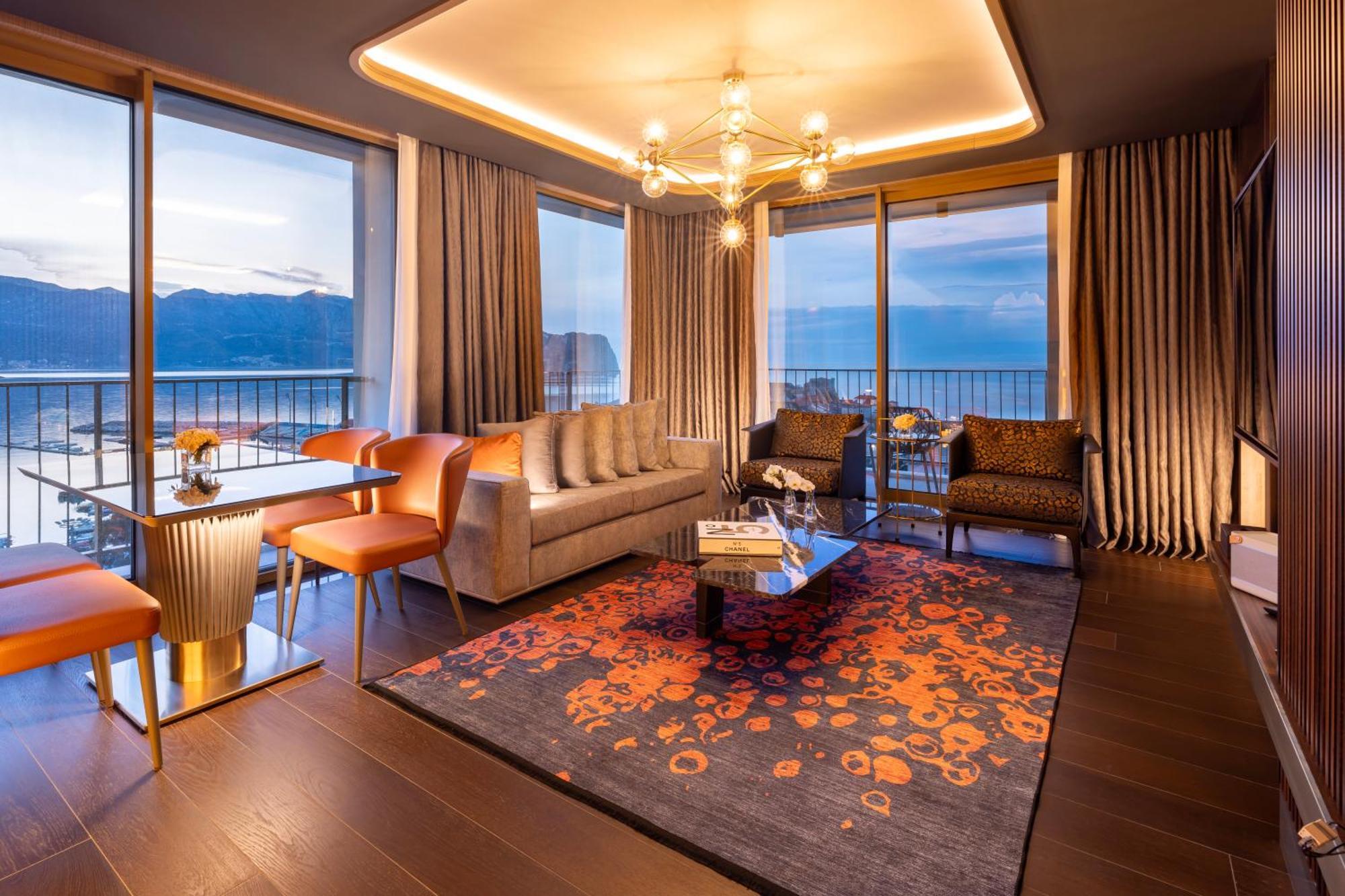 Merit Starlit Hotel & Residences Budva Ngoại thất bức ảnh